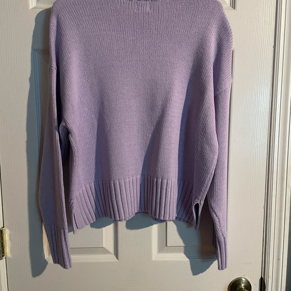 Purple Sweater Size L - Picture 2 of 3